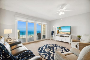 Luxury 3BD 3BA plus Bunks Beach Condo! Ocean Views! Free Beach Chairs & Umbrella Service! by Dolce Vita Getaways PCB